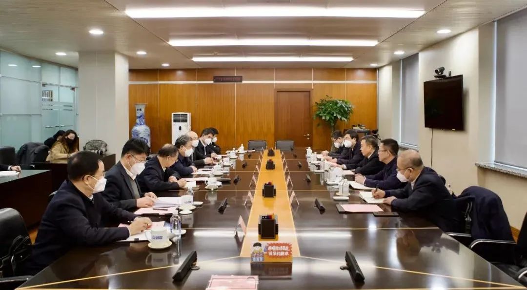 A43D12AD46761C1223C1E497347_E2997382_16914.jpg?e= A43D12AD46761C1223C1E497347_E2997382_16914.jpg?e=