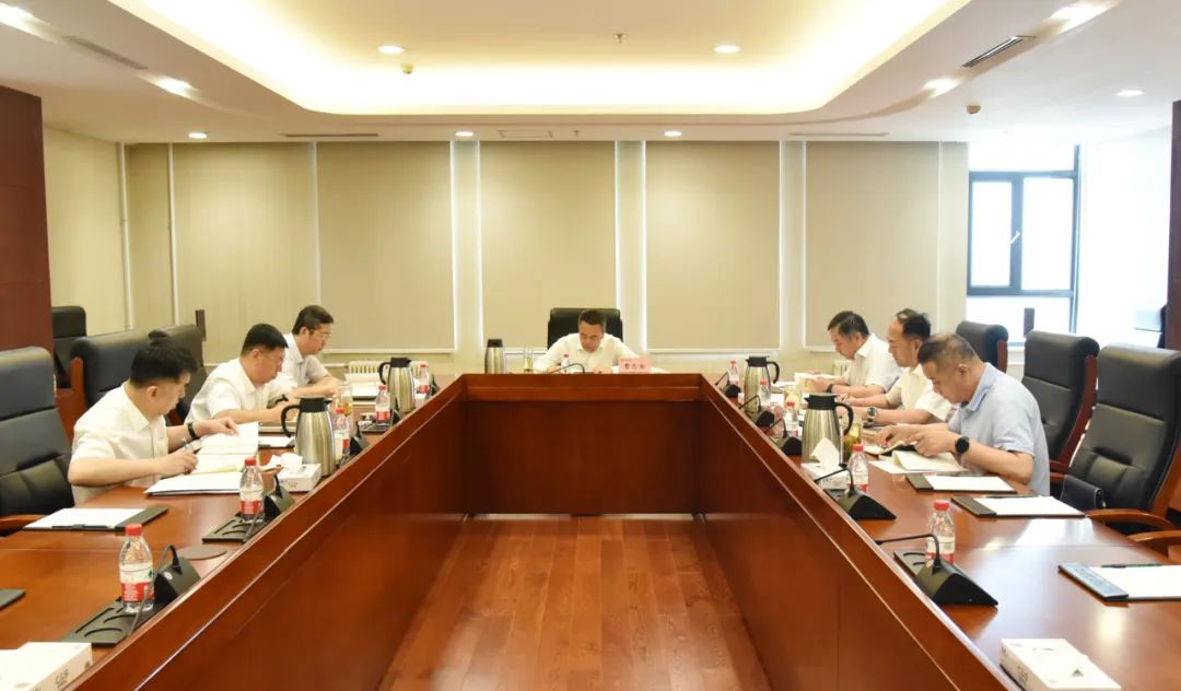 1B23B0F5A14B33337C5739C3633_3183CB4E_140F7.jpg?e= 1B23B0F5A14B33337C5739C3633_3183CB4E_140F7.jpg?e=