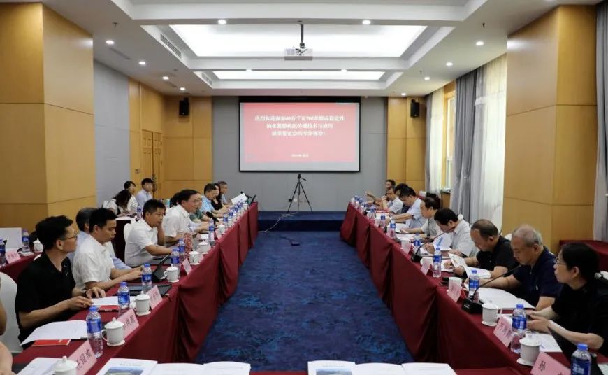 5571C112235BFC58559BFC2F86B_B616E73A_10E02.jpg?e= 5571C112235BFC58559BFC2F86B_B616E73A_10E02.jpg?e=