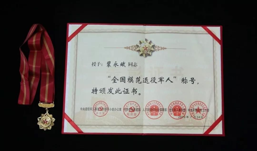 B08E7D7C04DA10B4F73F87B19C0_FAB2D7D7_C9B0.jpg?e= B08E7D7C04DA10B4F73F87B19C0_FAB2D7D7_C9B0.jpg?e=