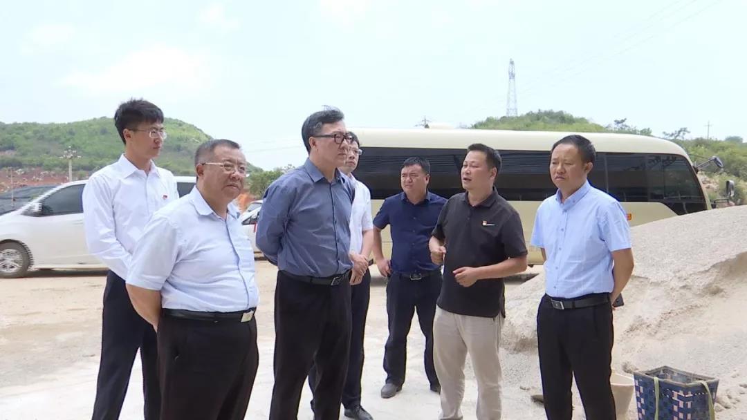 2808A533C6A561C951905F9AD74_9EA61BAC_10A94.jpg?e= 2808A533C6A561C951905F9AD74_9EA61BAC_10A94.jpg?e=