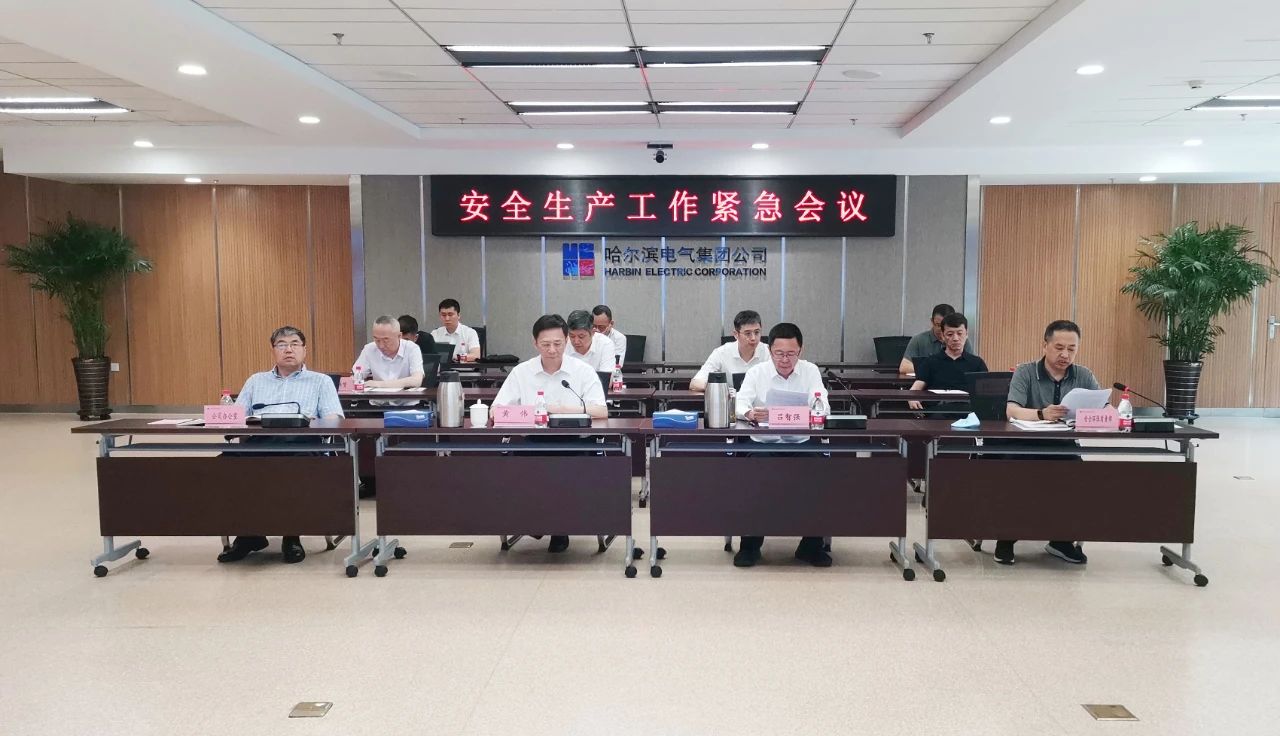 7234236C747E2ECA56FCE8989EE_32A2BDD0_1F4AF.jpg?e= 7234236C747E2ECA56FCE8989EE_32A2BDD0_1F4AF.jpg?e=