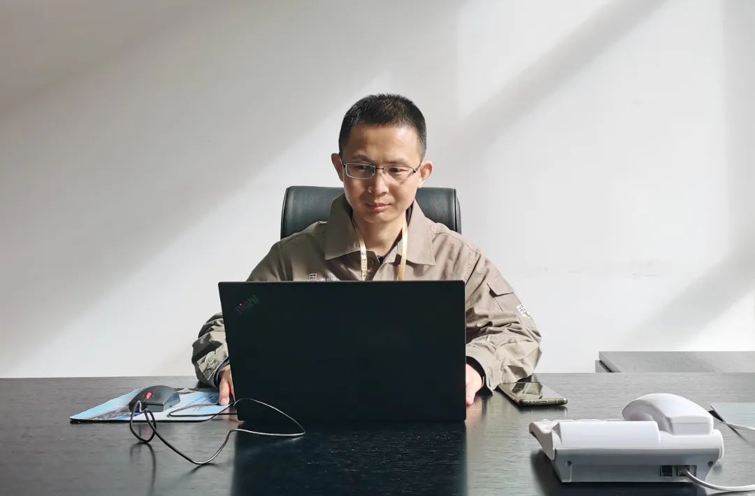 J9.COM��(�й�����)�ٷ���վ