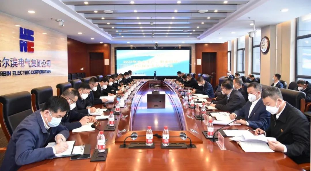 CD4FDEA6402B443E01D26A72330_5E33AAC1_1B448.jpg?e= CD4FDEA6402B443E01D26A72330_5E33AAC1_1B448.jpg?e=