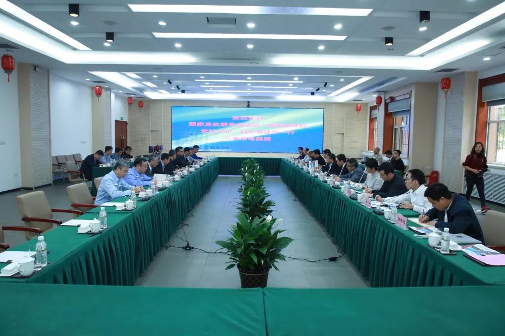 2BFB2CBC915179581FA27191896_A607EF29_15F22.jpg?e= 2BFB2CBC915179581FA27191896_A607EF29_15F22.jpg?e=