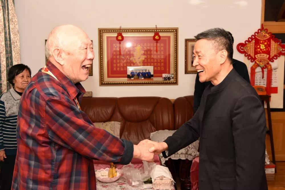 FEBAF4EC1802568907EF185E524_F43D396D_145F4.jpg?e= FEBAF4EC1802568907EF185E524_F43D396D_145F4.jpg?e=