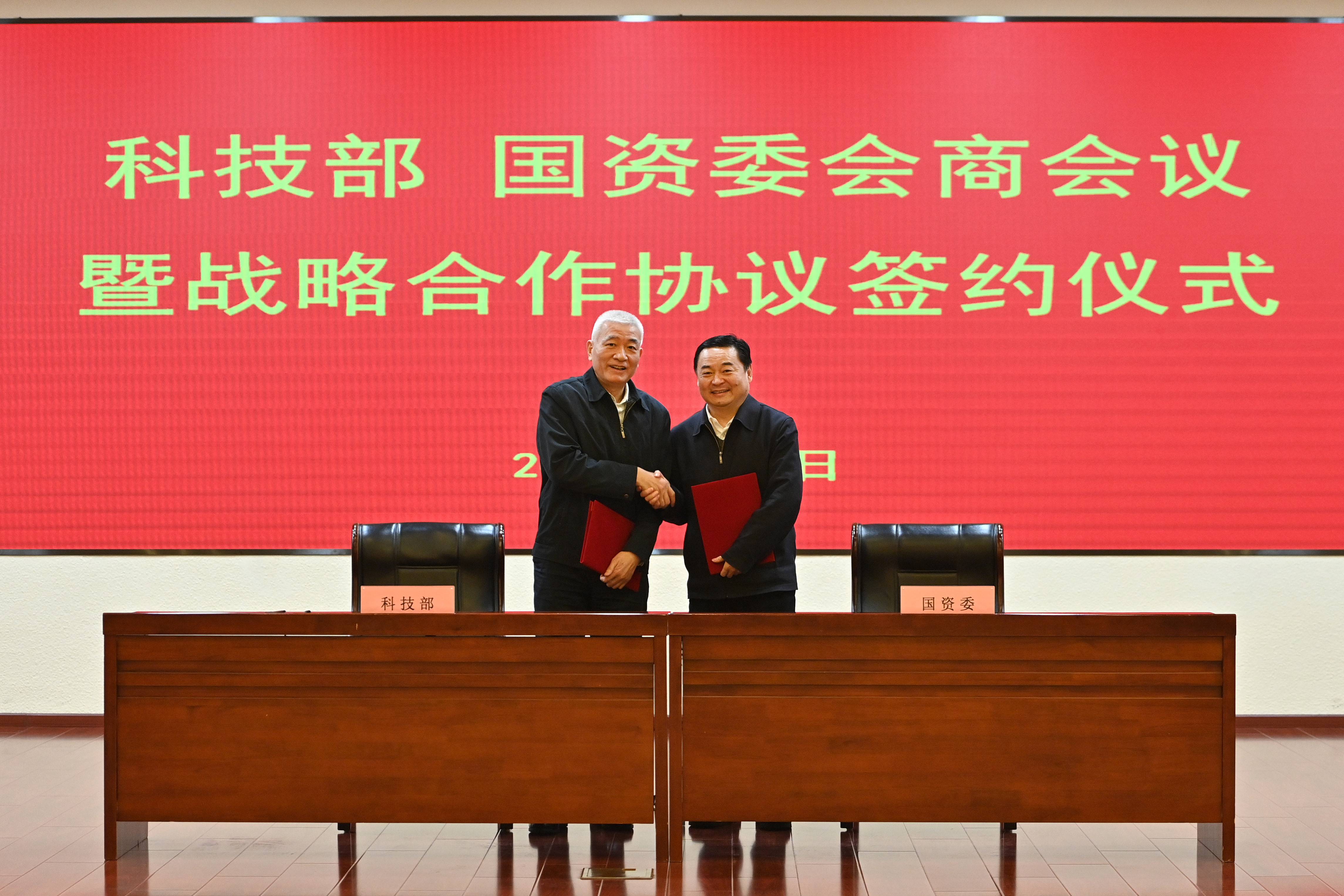 J9.COM��(�й�����)�ٷ���վ