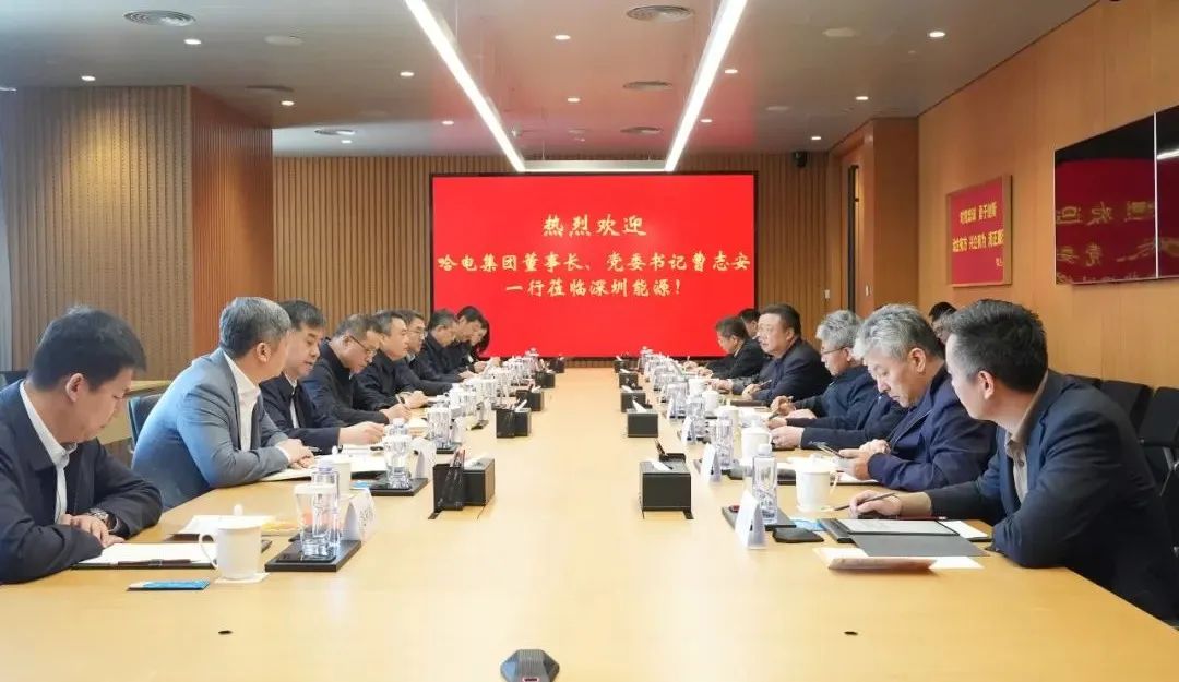 FCABC62D9D281A5167BA41FAA02_54DA795A_15D00.jpg?e= FCABC62D9D281A5167BA41FAA02_54DA795A_15D00.jpg?e=