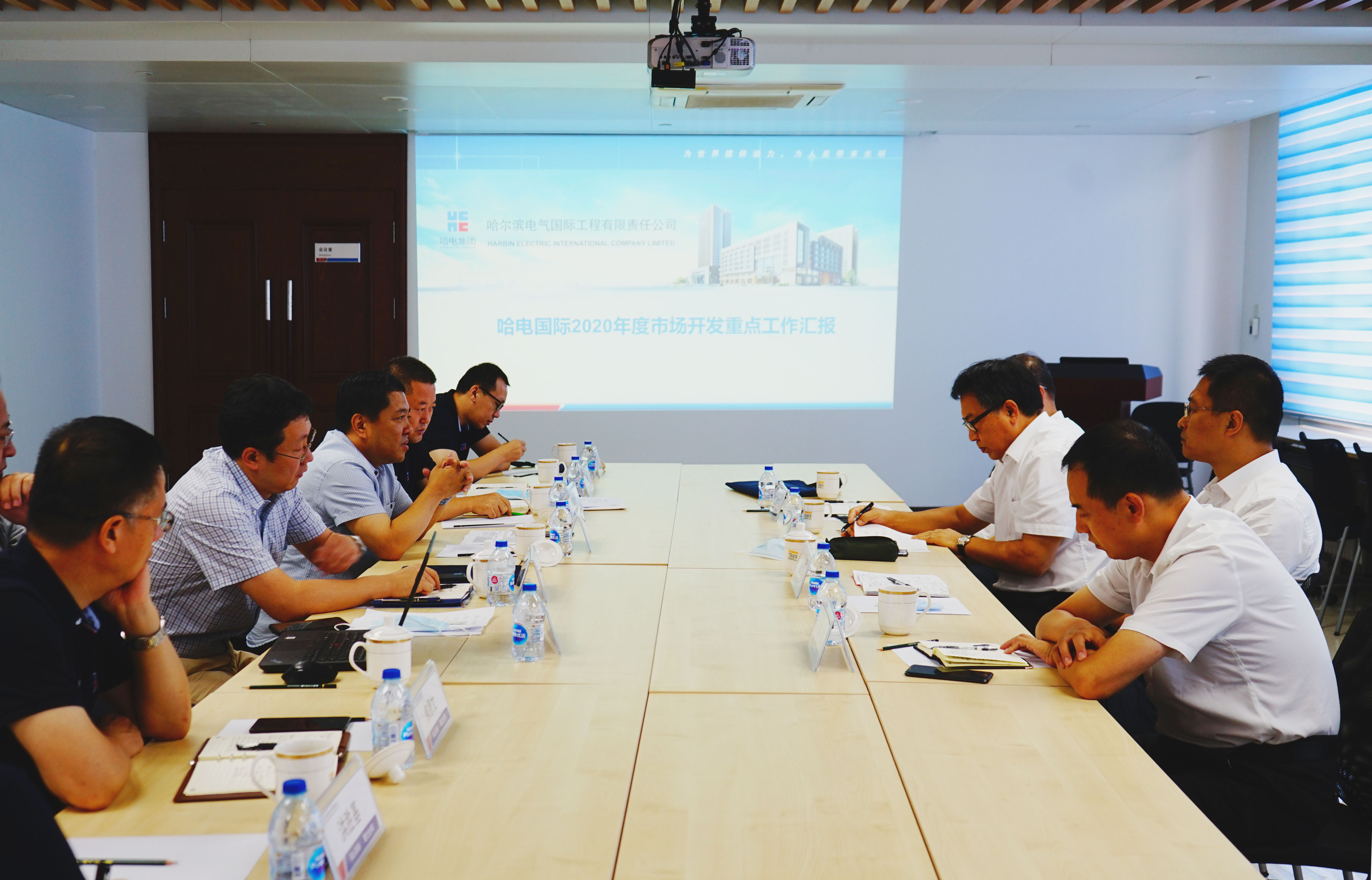 4AFADE5BB70CE04DDDA7C19AF2C_7BBF246A_16F5E3.jpg?e= 4AFADE5BB70CE04DDDA7C19AF2C_7BBF246A_16F5E3.jpg?e=