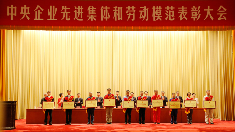 12EF5A57ABE94BB2862723941D8_9348E144_52B25.jpg?e= 600