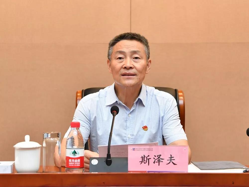 5759C3E16759346E2A9F3A09914_E06A3910_DBE5.jpg?e= 5759C3E16759346E2A9F3A09914_E06A3910_DBE5.jpg?e=