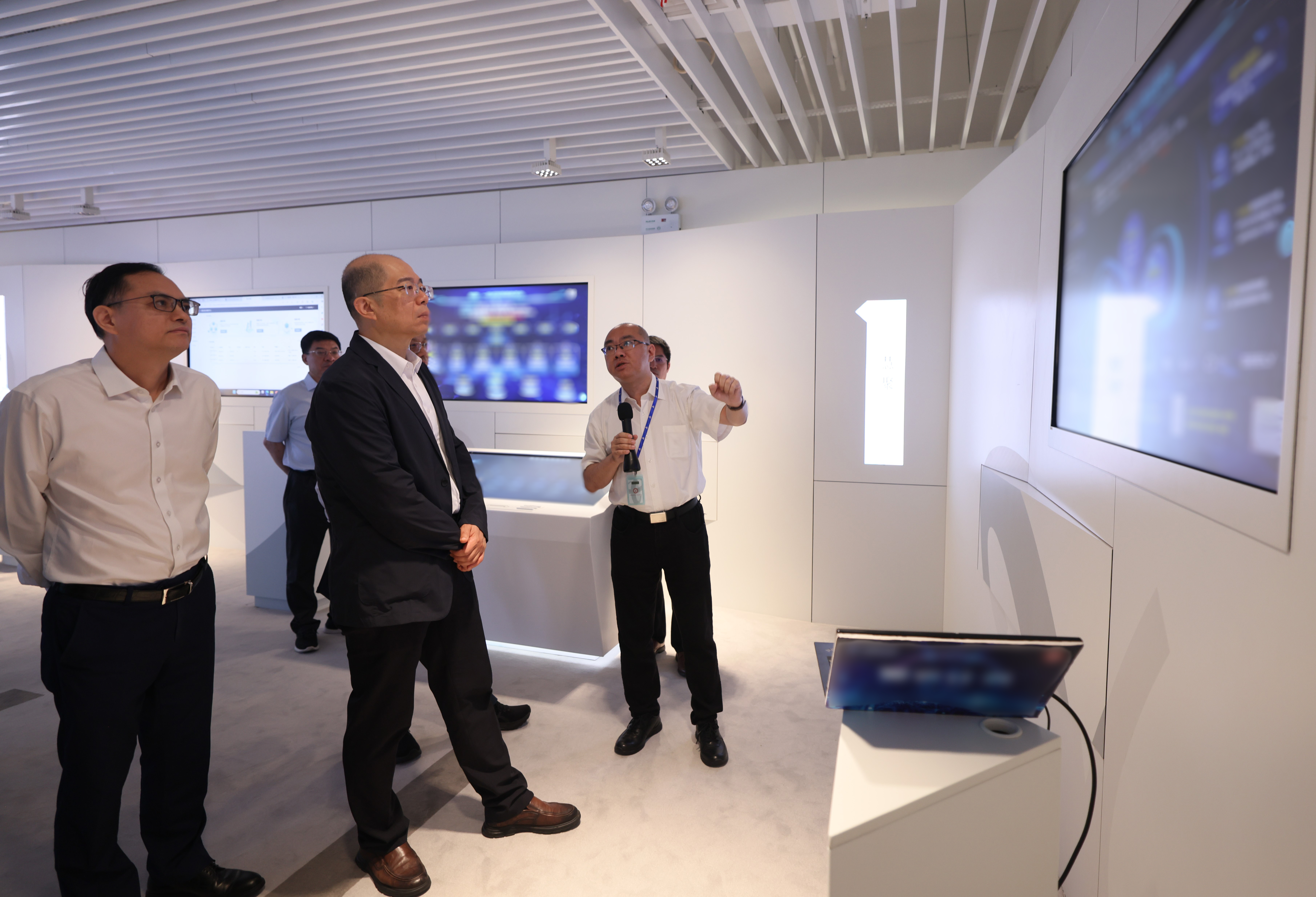 ����׿�����ʡ����󡢹���ί����ǡ����Ρ�������ҵ����